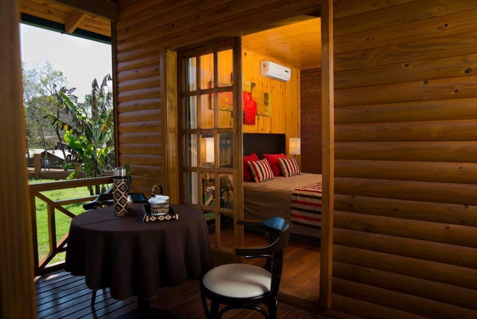 Cabanas Paseo Del Yacaratia Puerto Iguazu Exterior photo